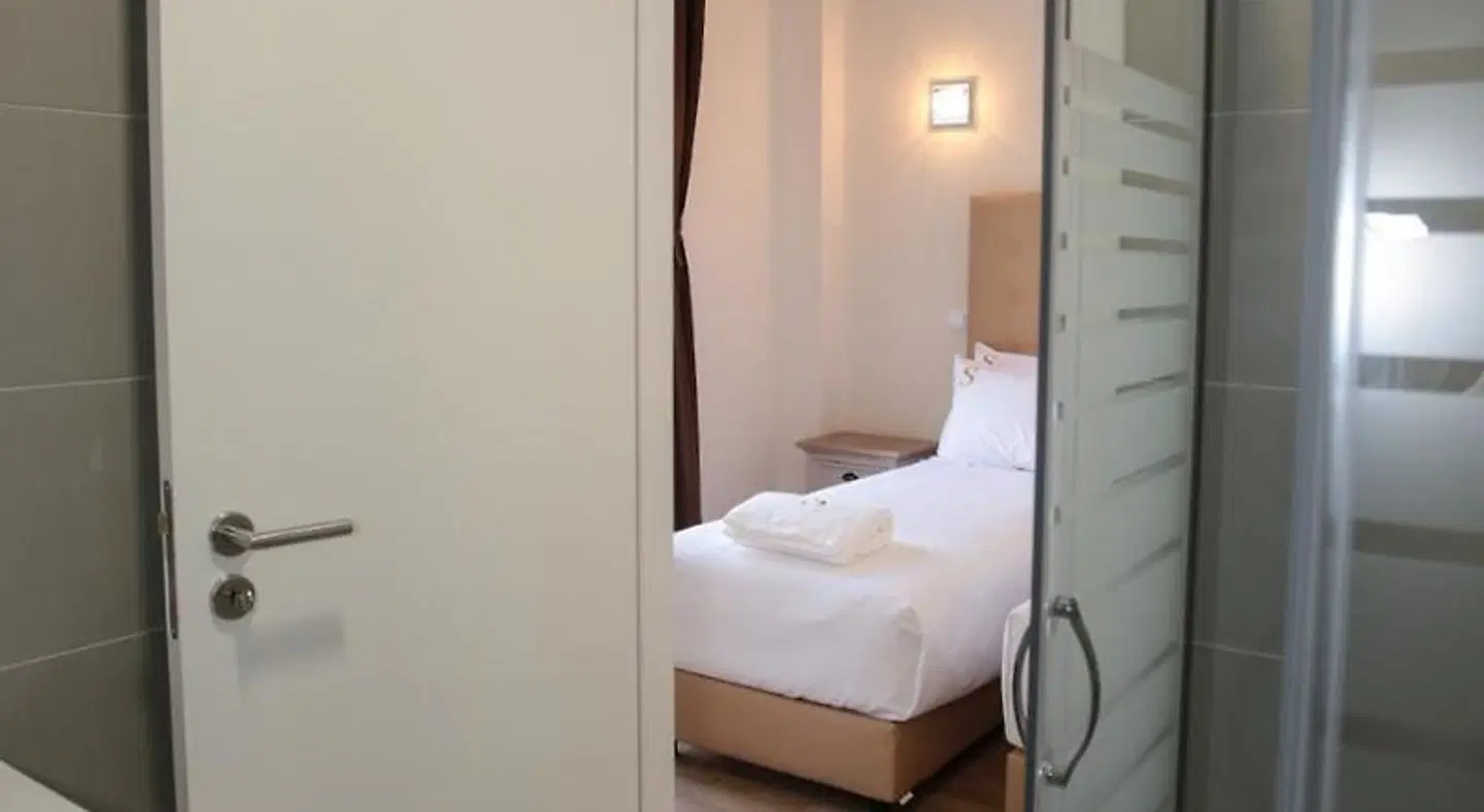 Sui7es Guest House Cascais ROOM_EXAMPLE
