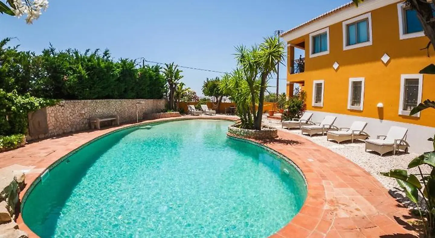 moonshine OUTDOOR_POOL