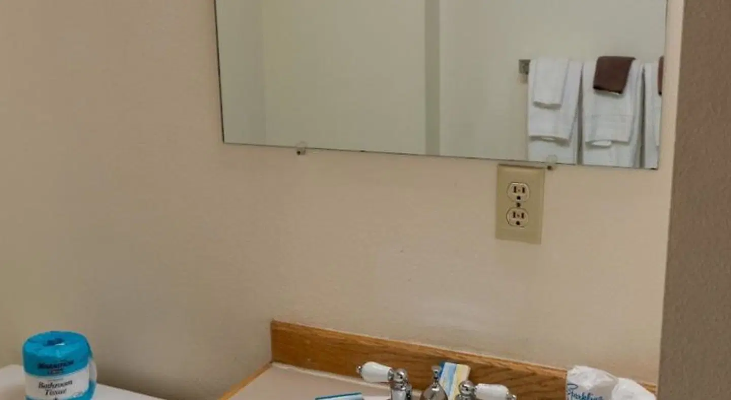 Ocean Front Motel ROOM_EXAMPLE