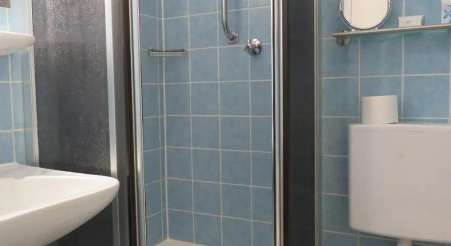 Haus Hientz Zum Rosenteich Badezimmer