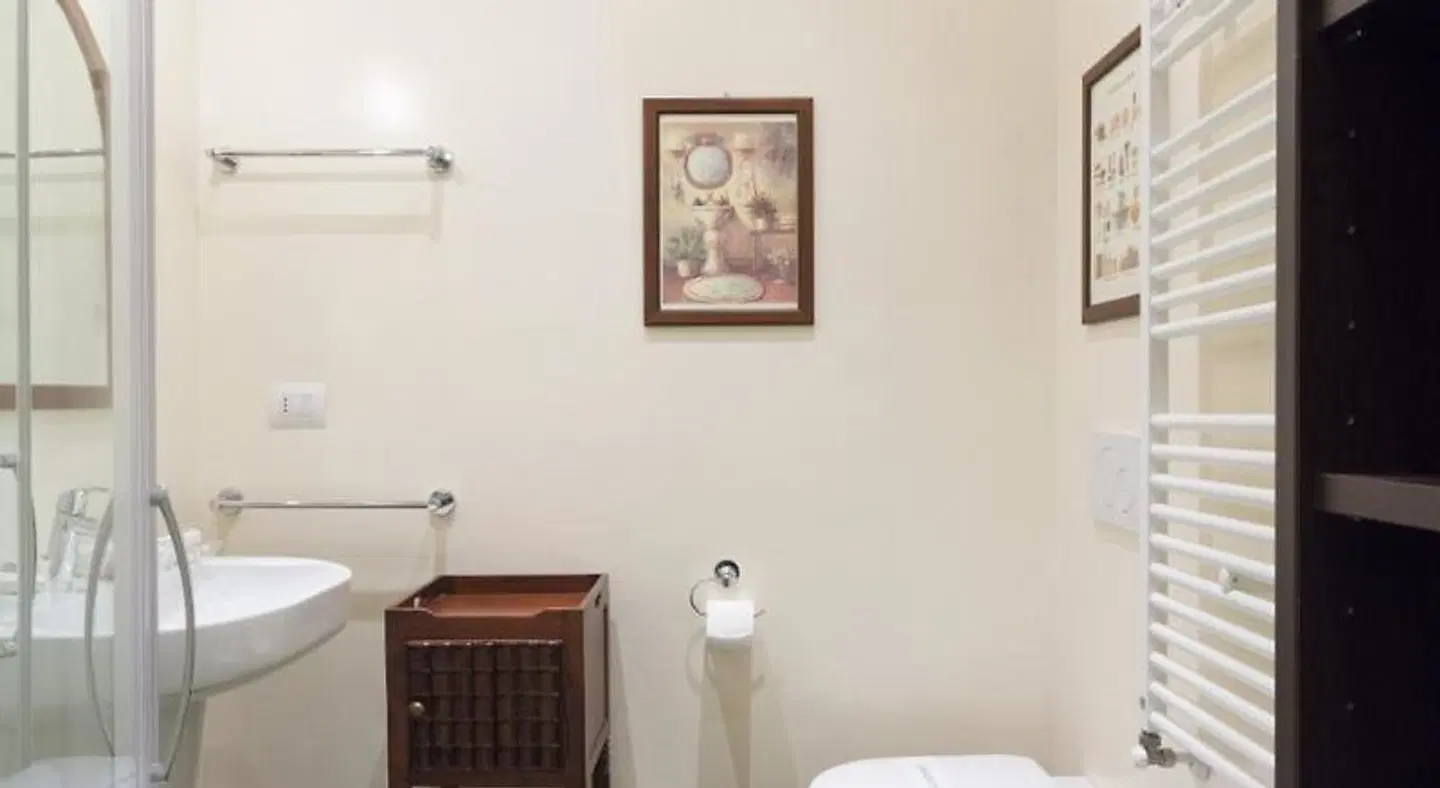 Porta Palace Apartments Badezimmer