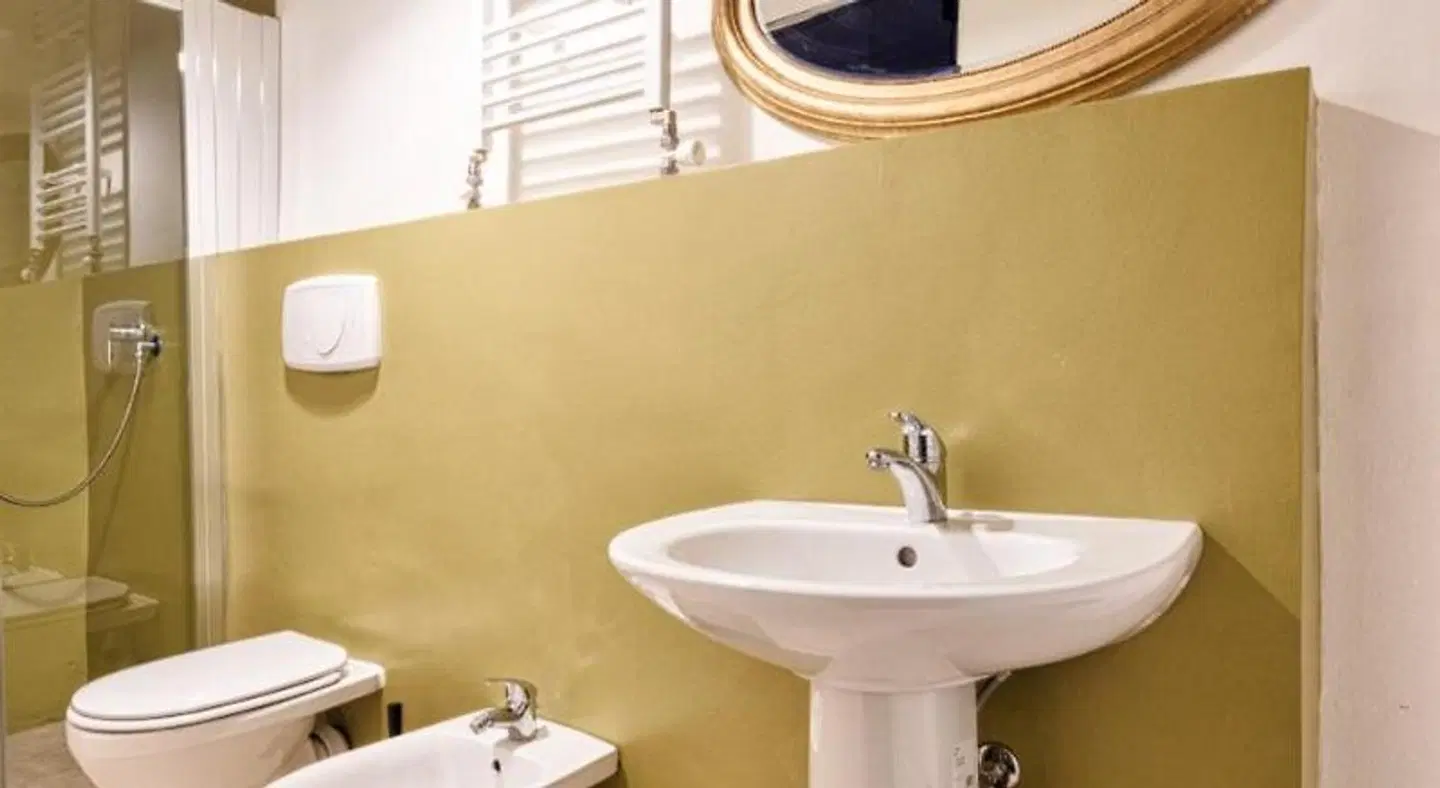 Porta Palace Apartments Badezimmer