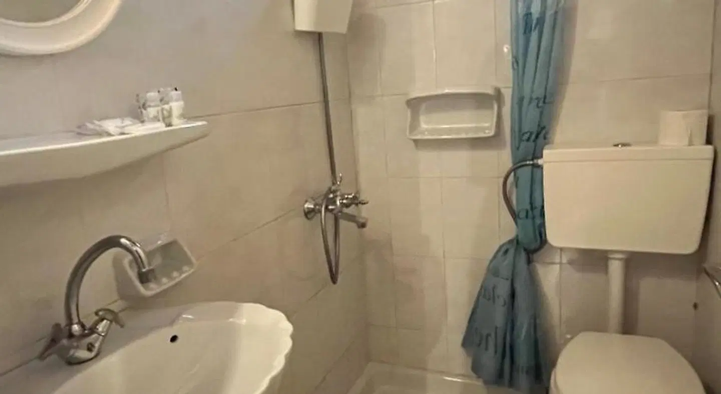 Villa Perris Studios Badezimmer