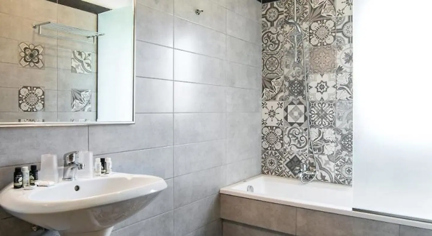 Three Stars Luxury Villas Badezimmer