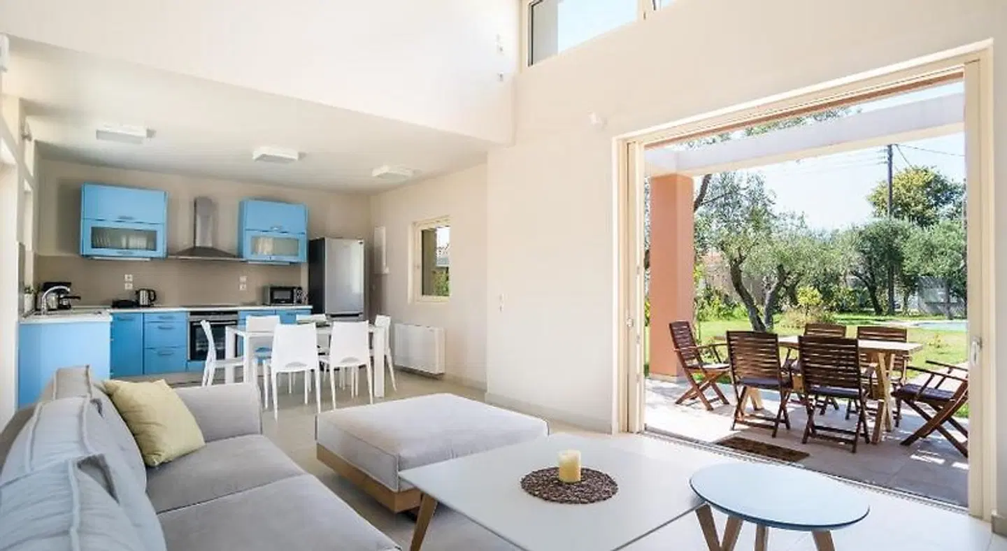 Three Stars Luxury Villas ROOM_EXAMPLE