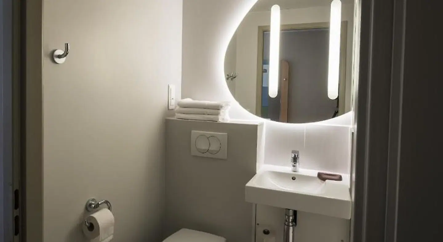 ibis budget Sallanches Pays du Mont-Blanc Badezimmer