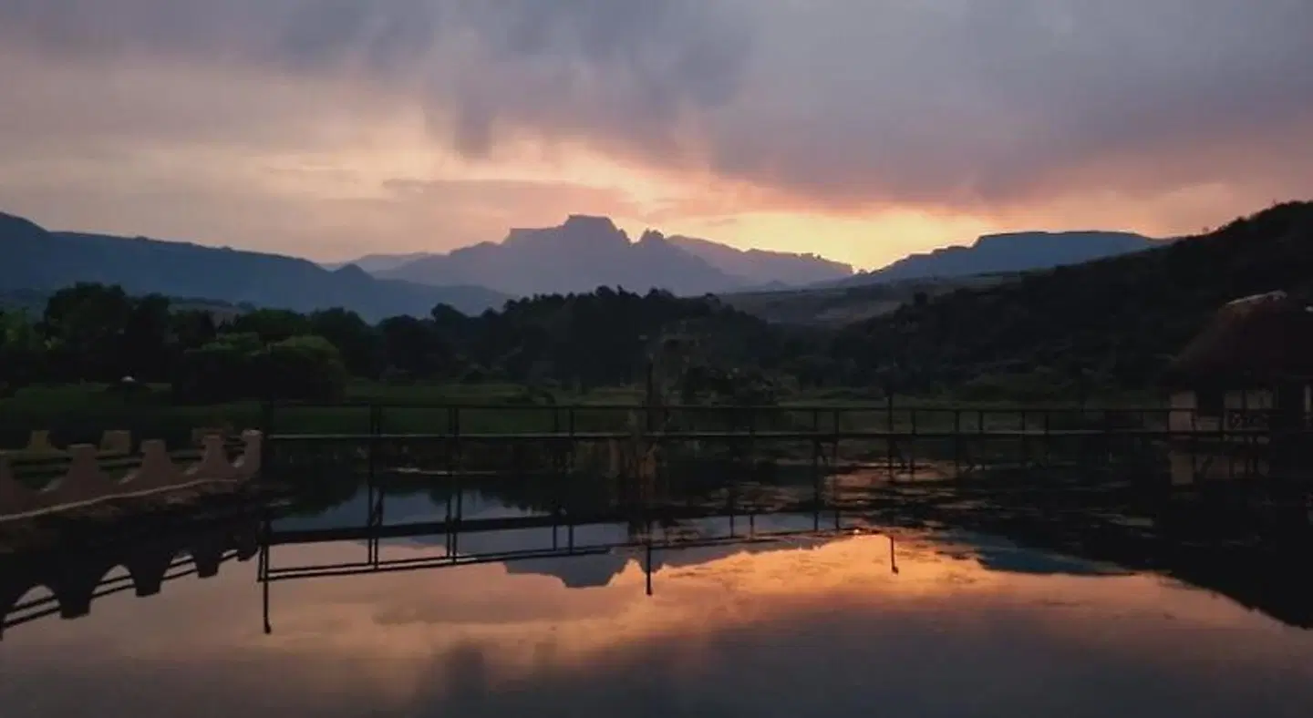 Dragon Peaks Mountain Resort LANDSCAPE