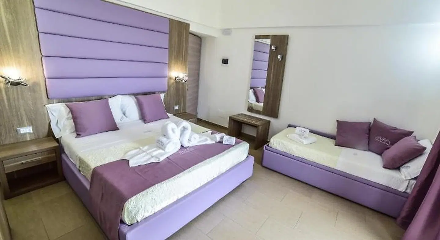 La Palazzina Bed & Breakfast ROOM_EXAMPLE