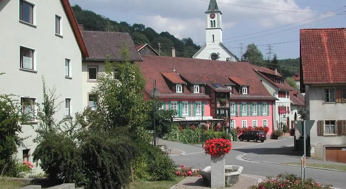 Kreuz EXTERIOR