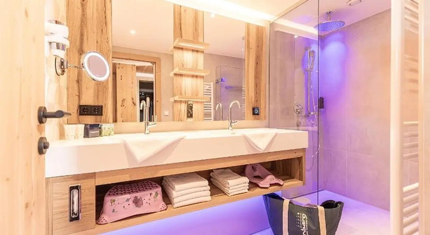 Galtenberg Family & Wellness Resort Badezimmer
