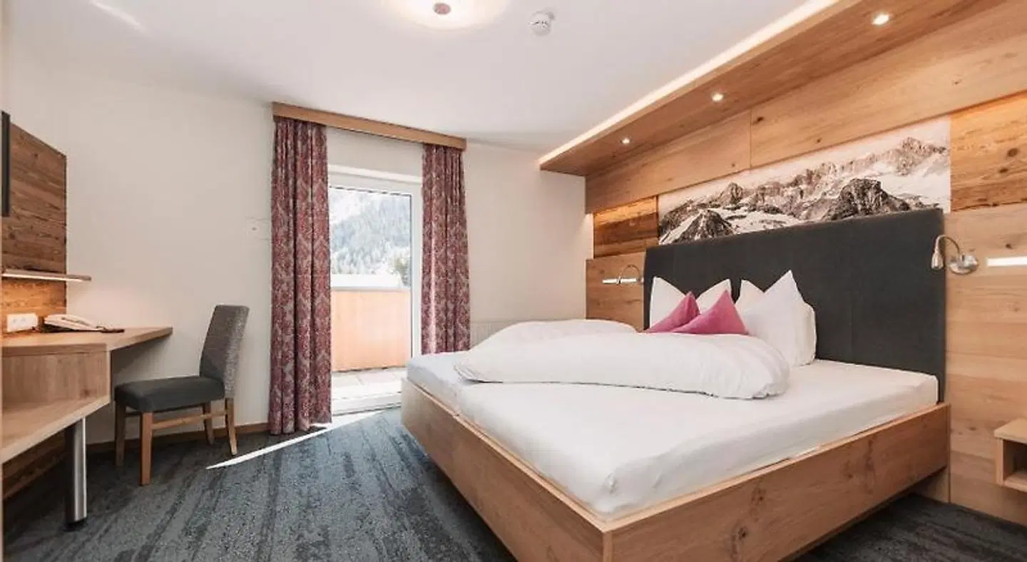Hotel Alpina ROOM_EXAMPLE