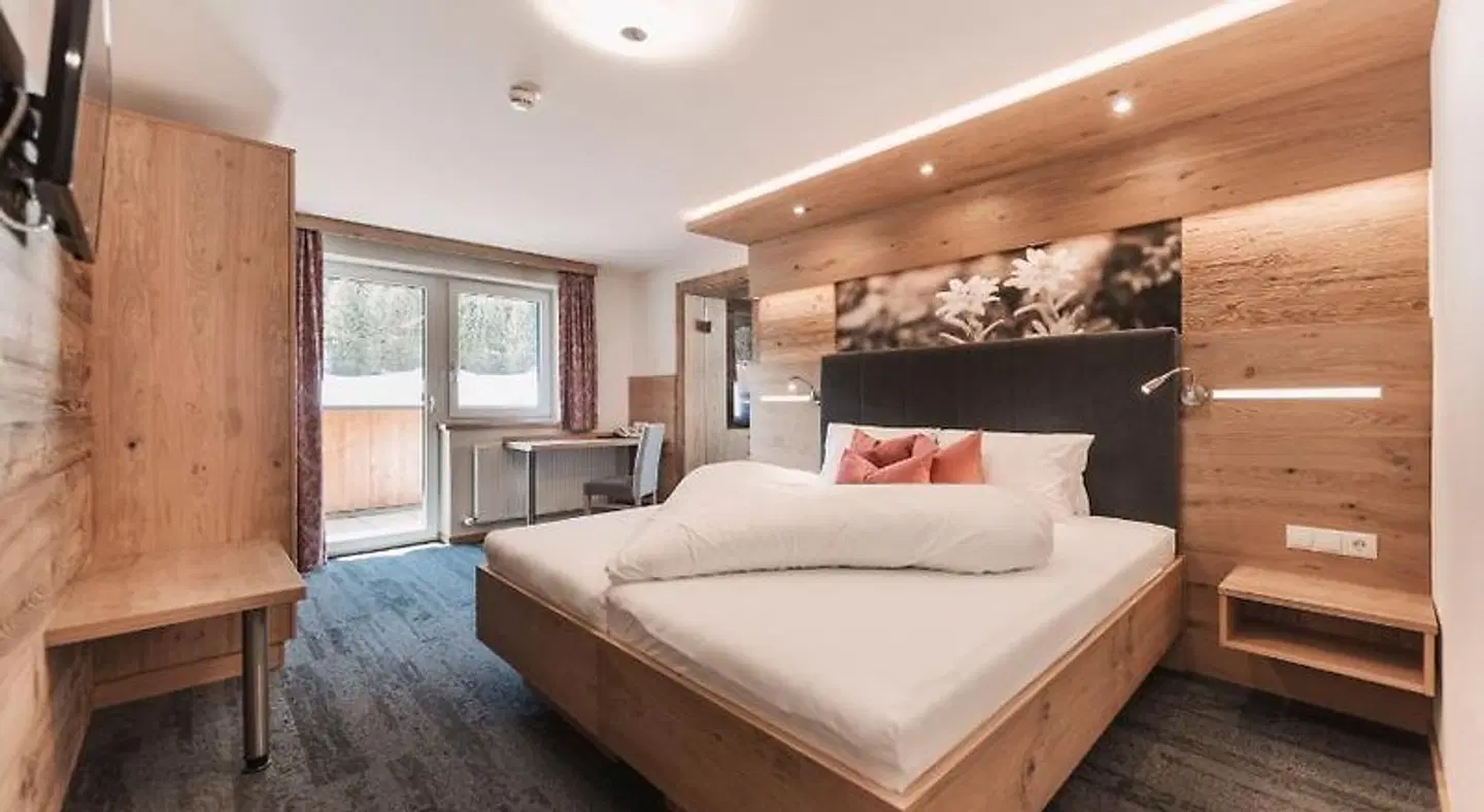 Hotel Alpina ROOM_EXAMPLE