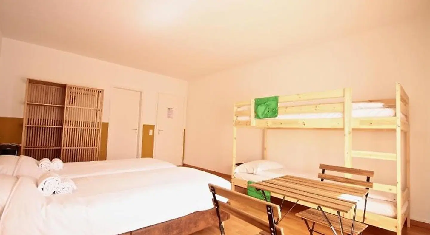 Primavera ROOM_EXAMPLE