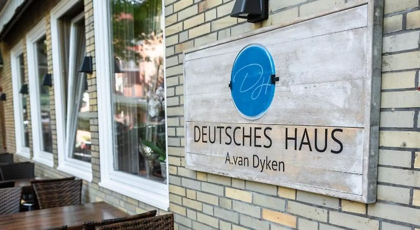 Deutsches Haus EXTERIOR