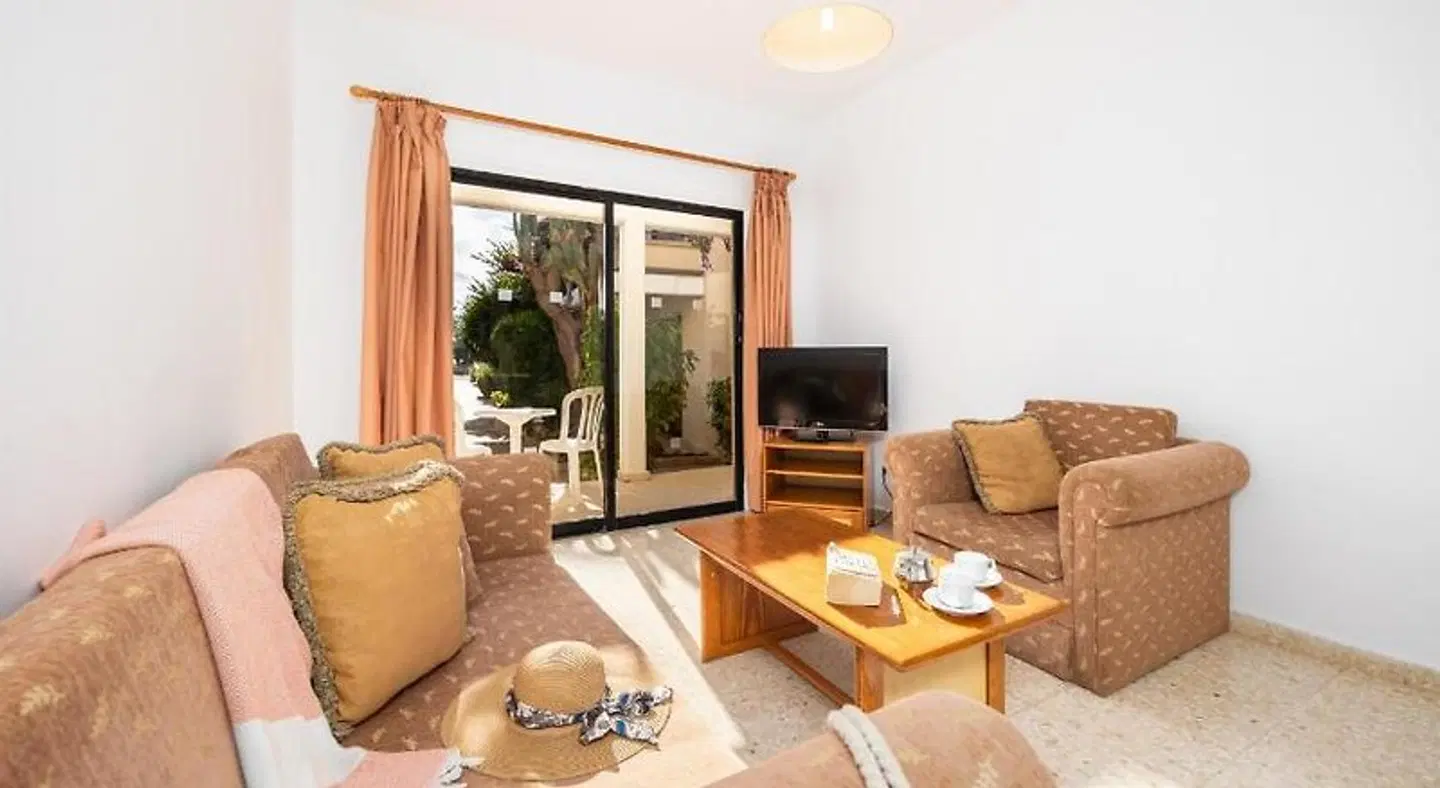 Tavros Hotel Apartments ROOM_EXAMPLE