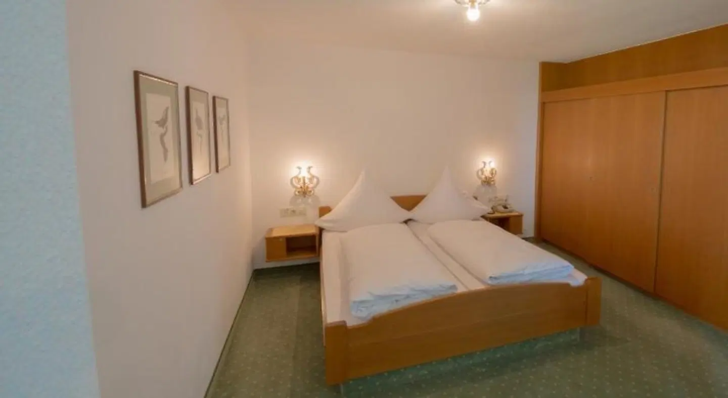 St. Ulrich ROOM_EXAMPLE