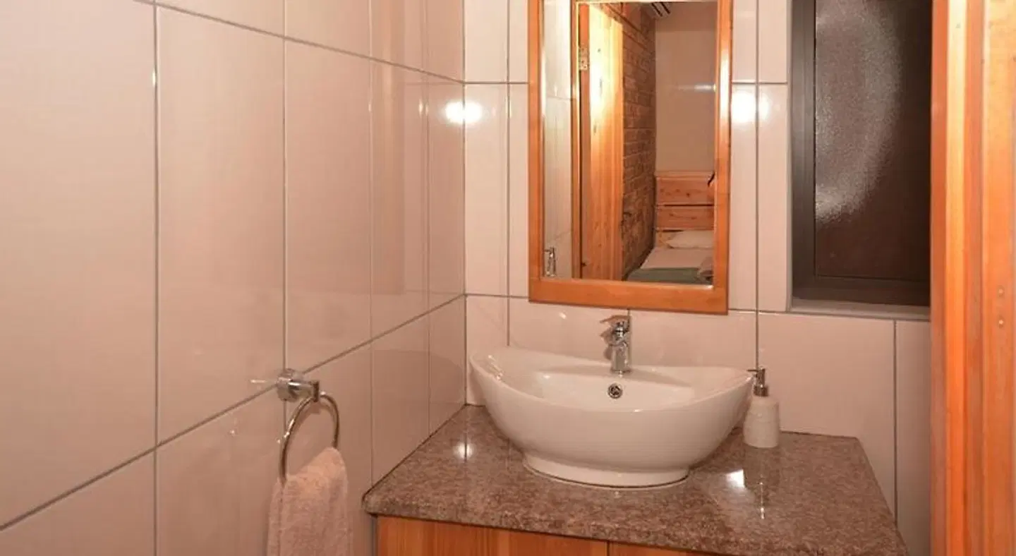 IRONWOOD LODGE Badezimmer