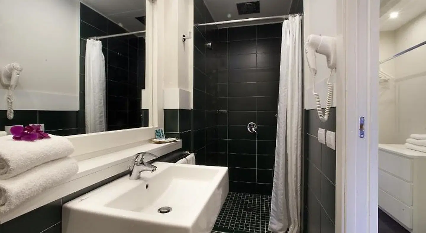 Sorrento Apartments Badezimmer