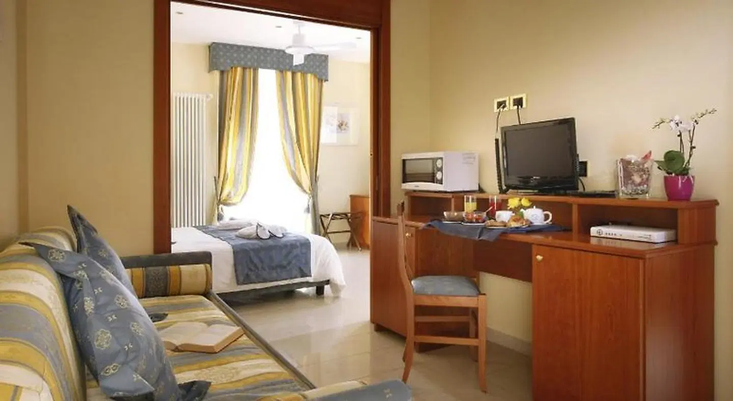 Hotel Ristorante Toscana ROOM_EXAMPLE