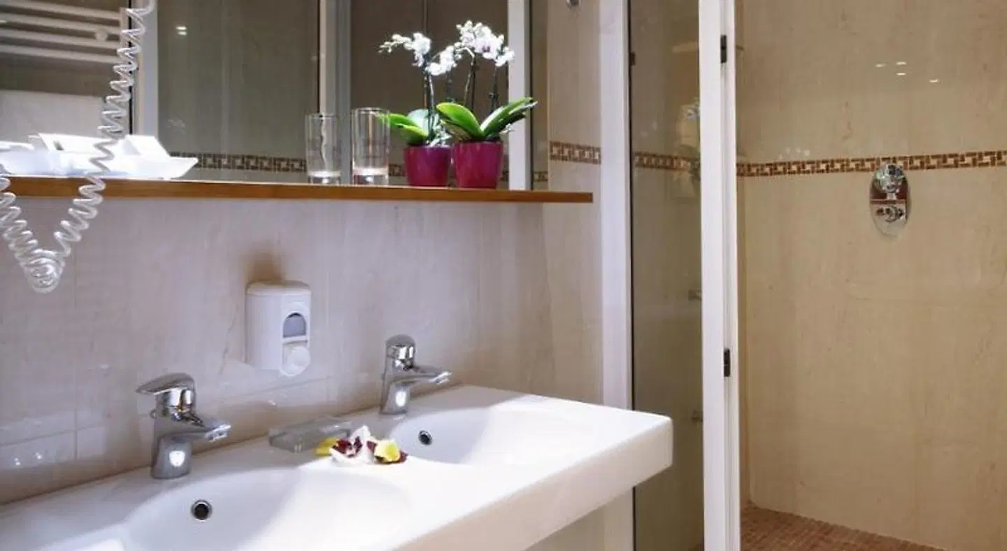 Hotel Ristorante Toscana Badezimmer