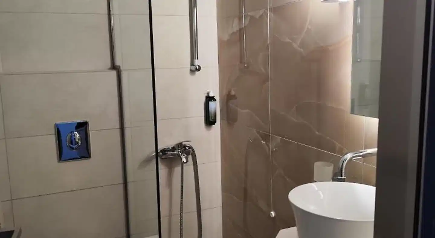 Aktaion City Hotel Badezimmer