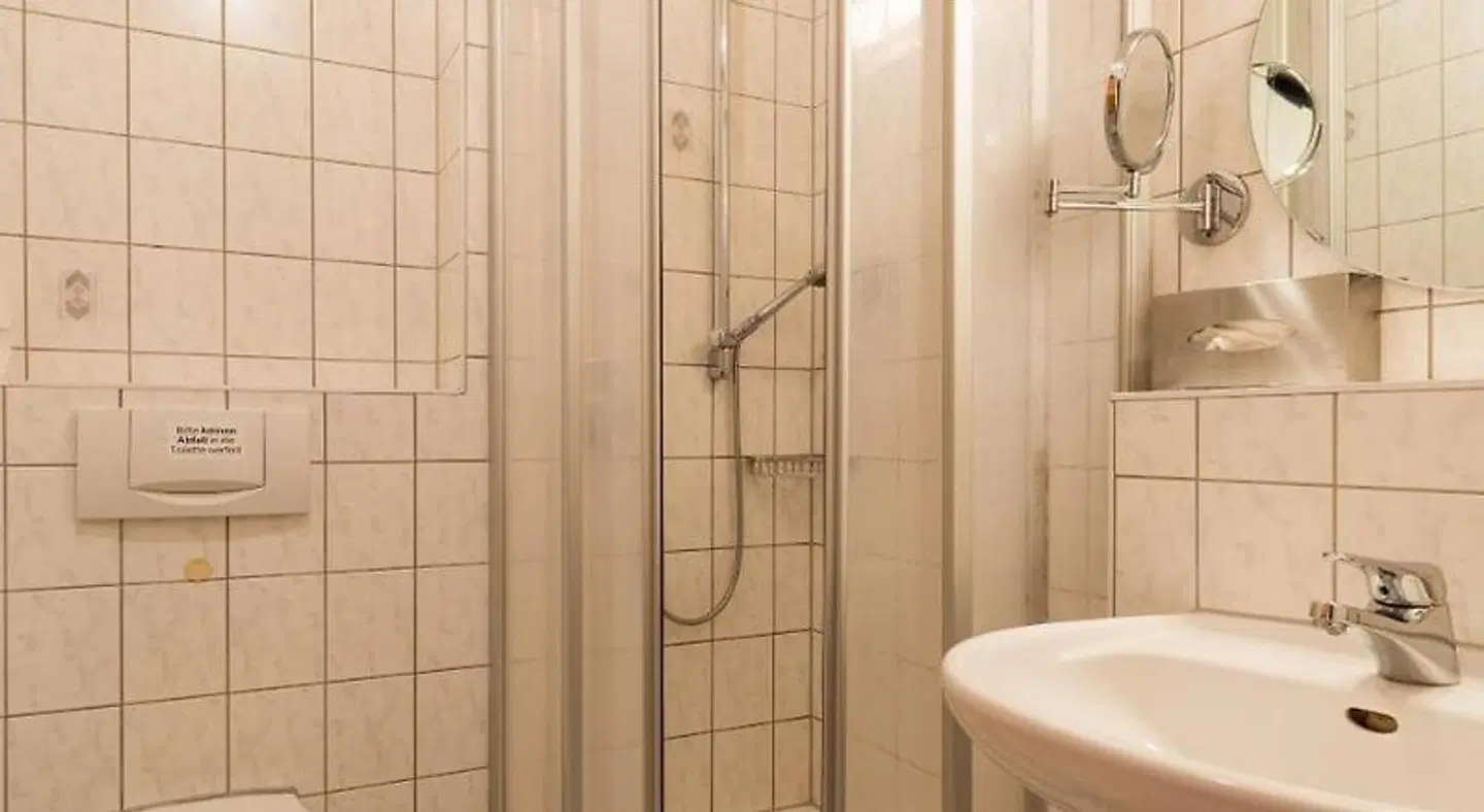 Adler Badezimmer