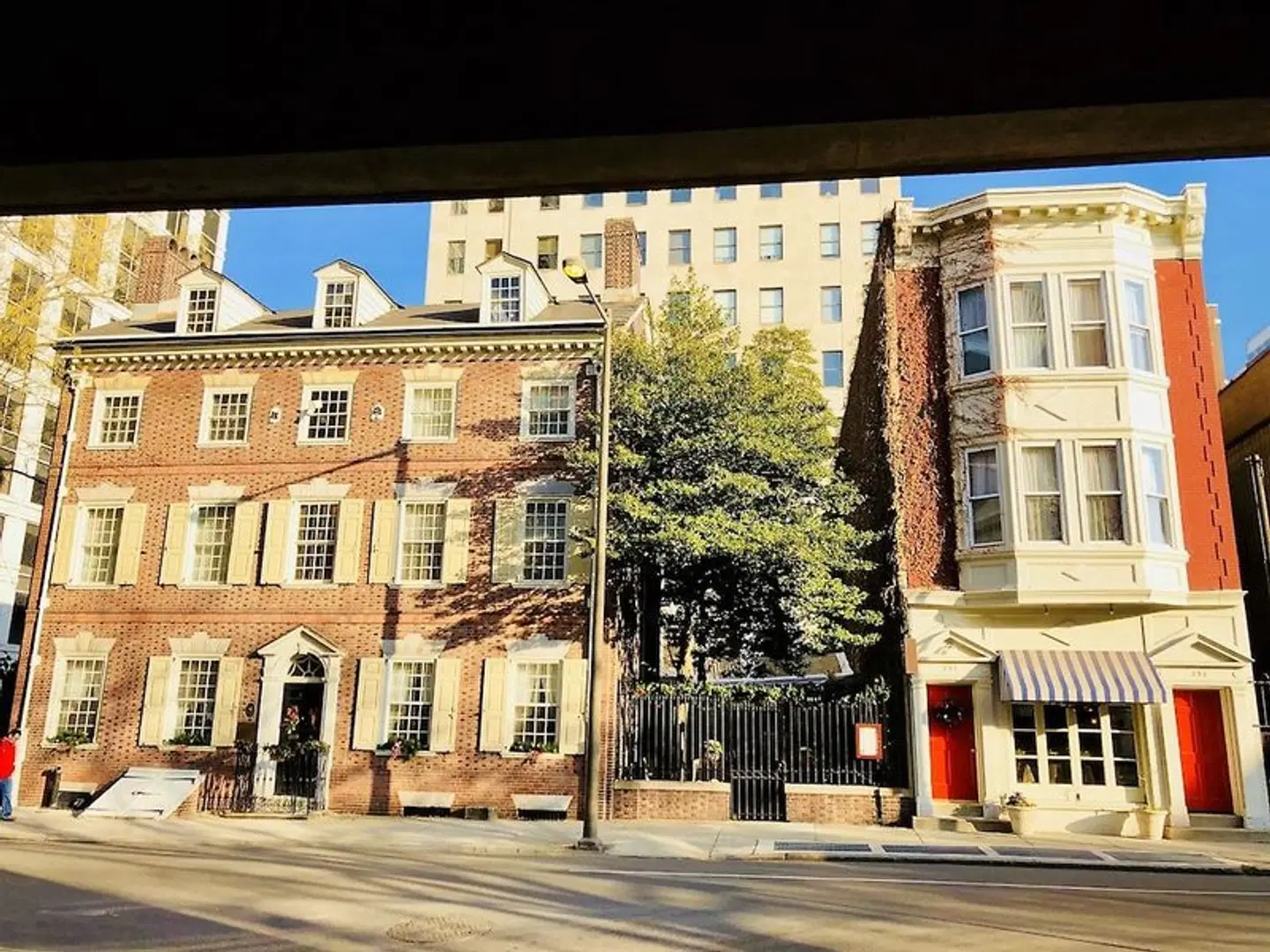 Morris House Hotel EXTERIOR