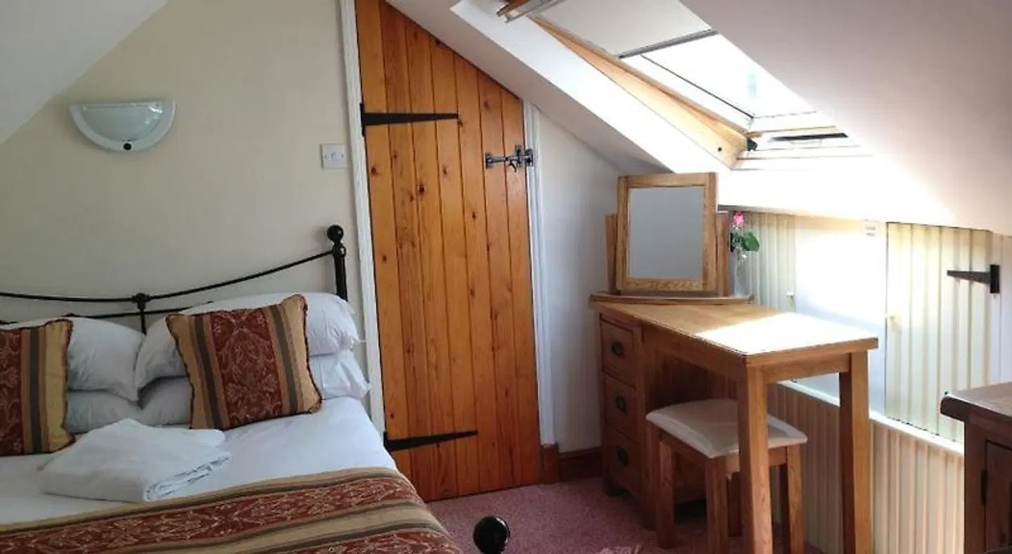 Devonshire House ROOM_EXAMPLE