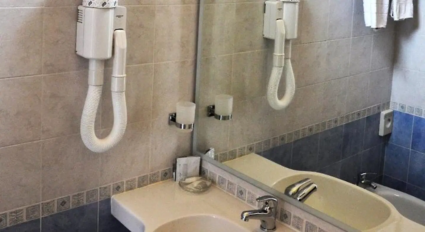 Hotel Piccinelli Badezimmer