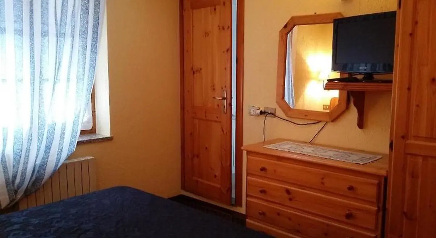 Dente Del Gigante ROOM_EXAMPLE