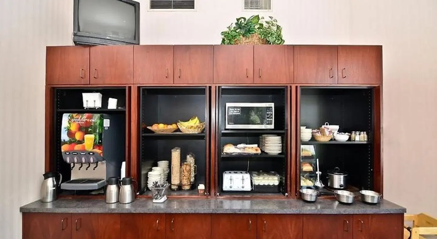 Best Western Greentree Inn Restaurant