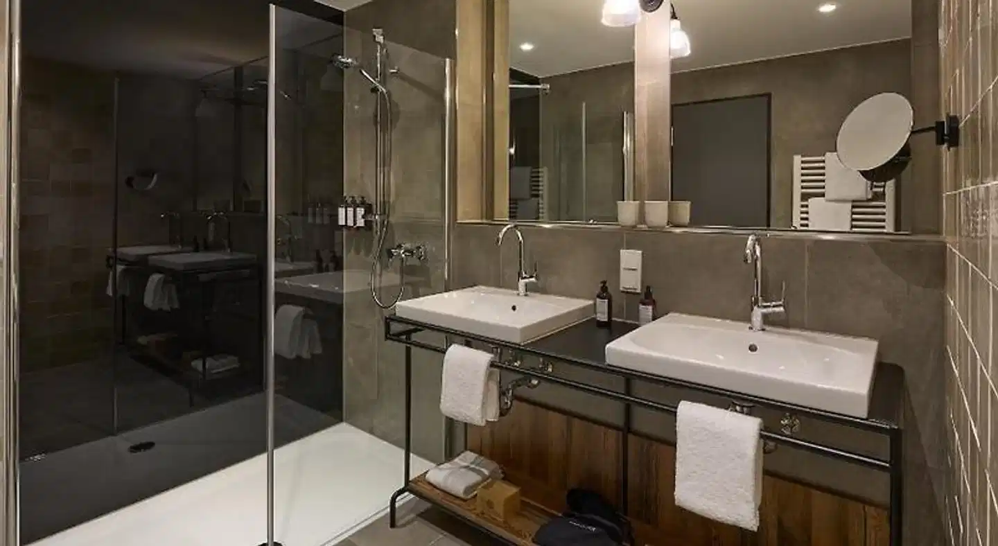 FREIgeist Homes - Serviced Apartments Badezimmer