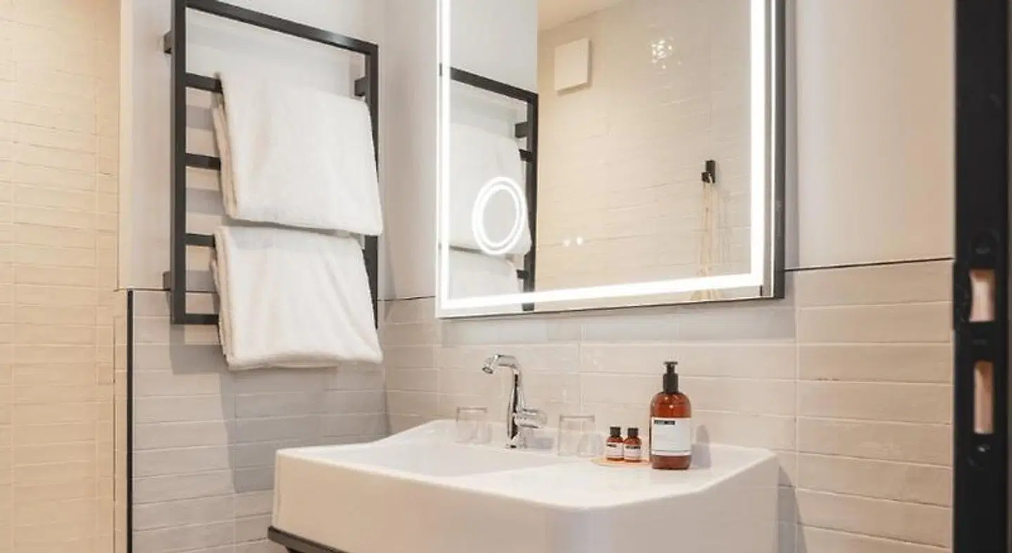 Maisons du Monde Hôtel & Suites - Marseille Vieux Port Badezimmer