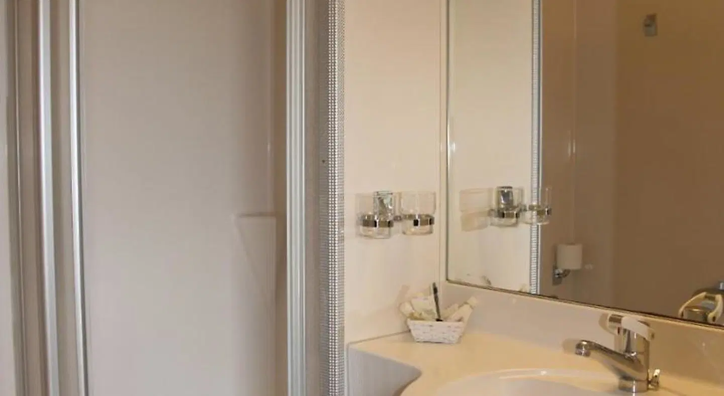 Glärnischhof Badezimmer