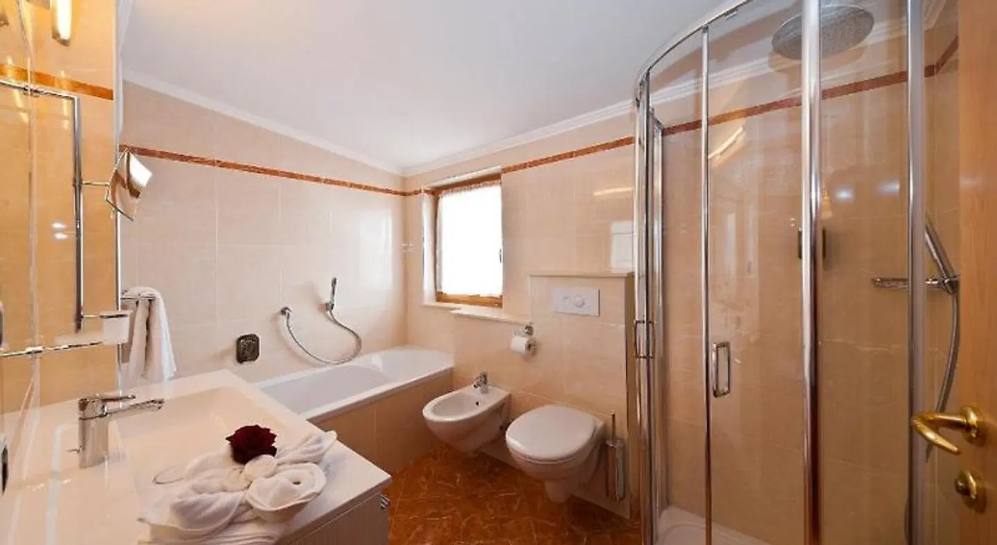 Parkhotel Holzerhof Badezimmer
