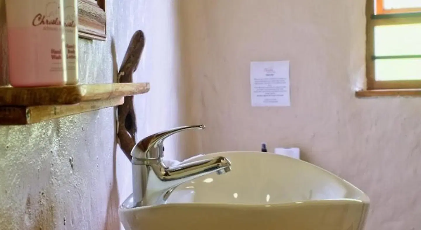 Chrislin African Lodge Badezimmer