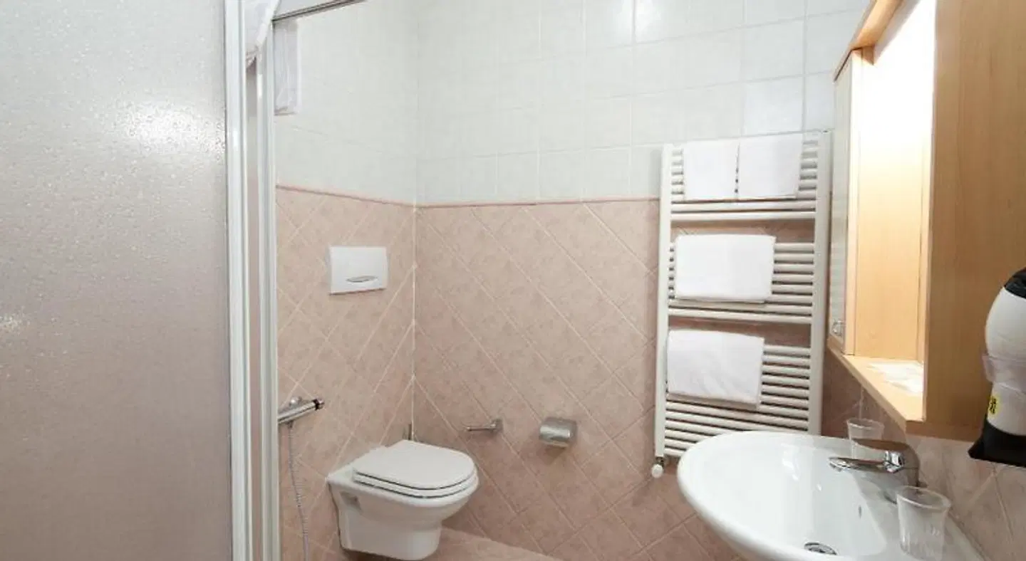 Garni Bellavista Badezimmer