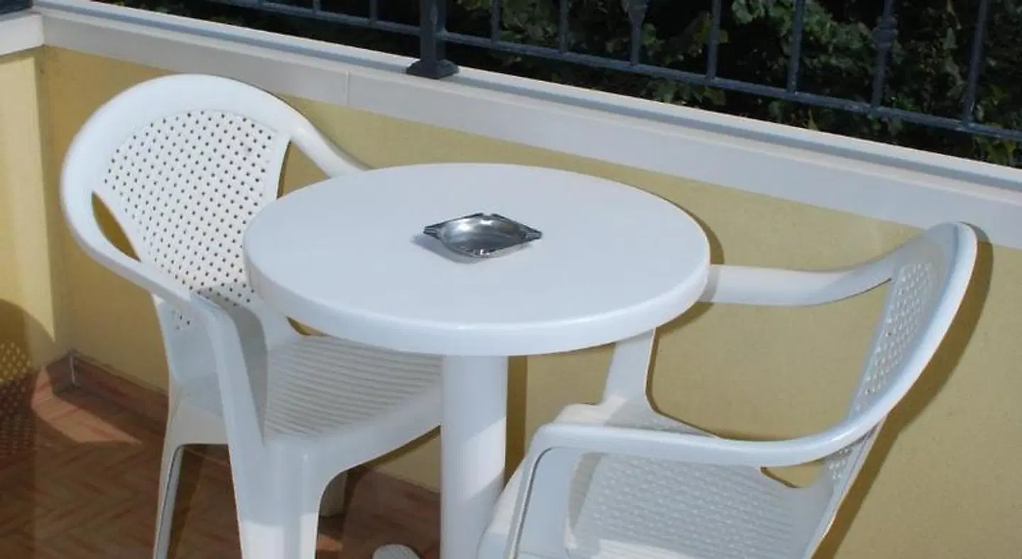 Thea Terrasse