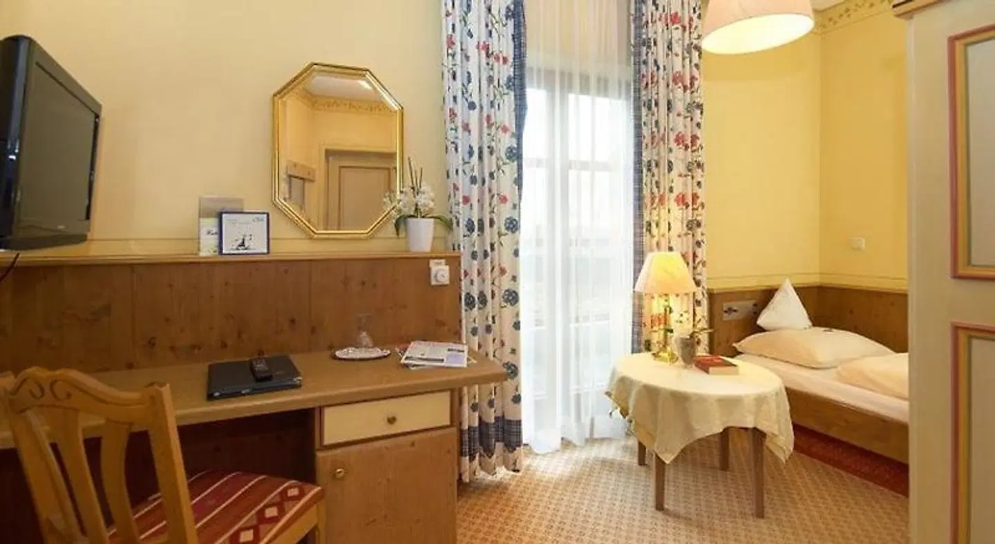 Eisvogel ROOM_EXAMPLE