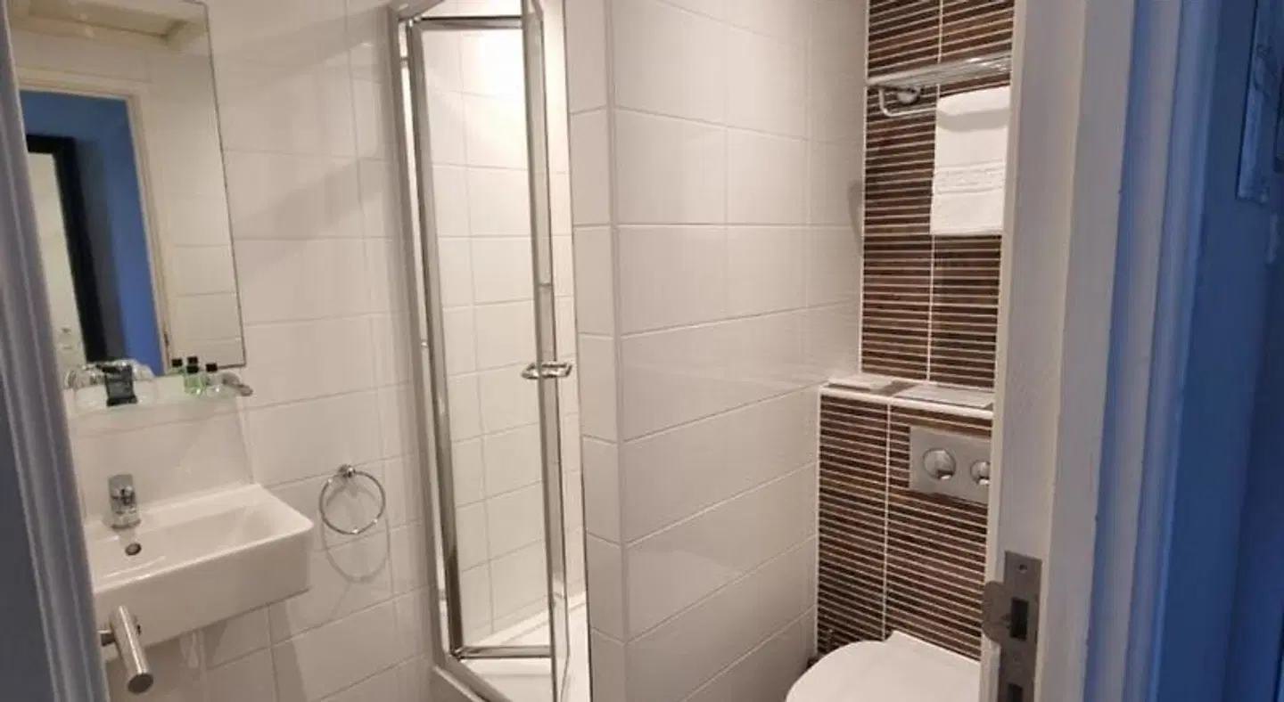 Dartington Hall Badezimmer