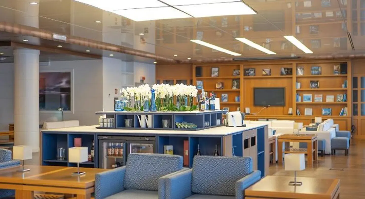 Yacht Club Marina Di Loano Bar