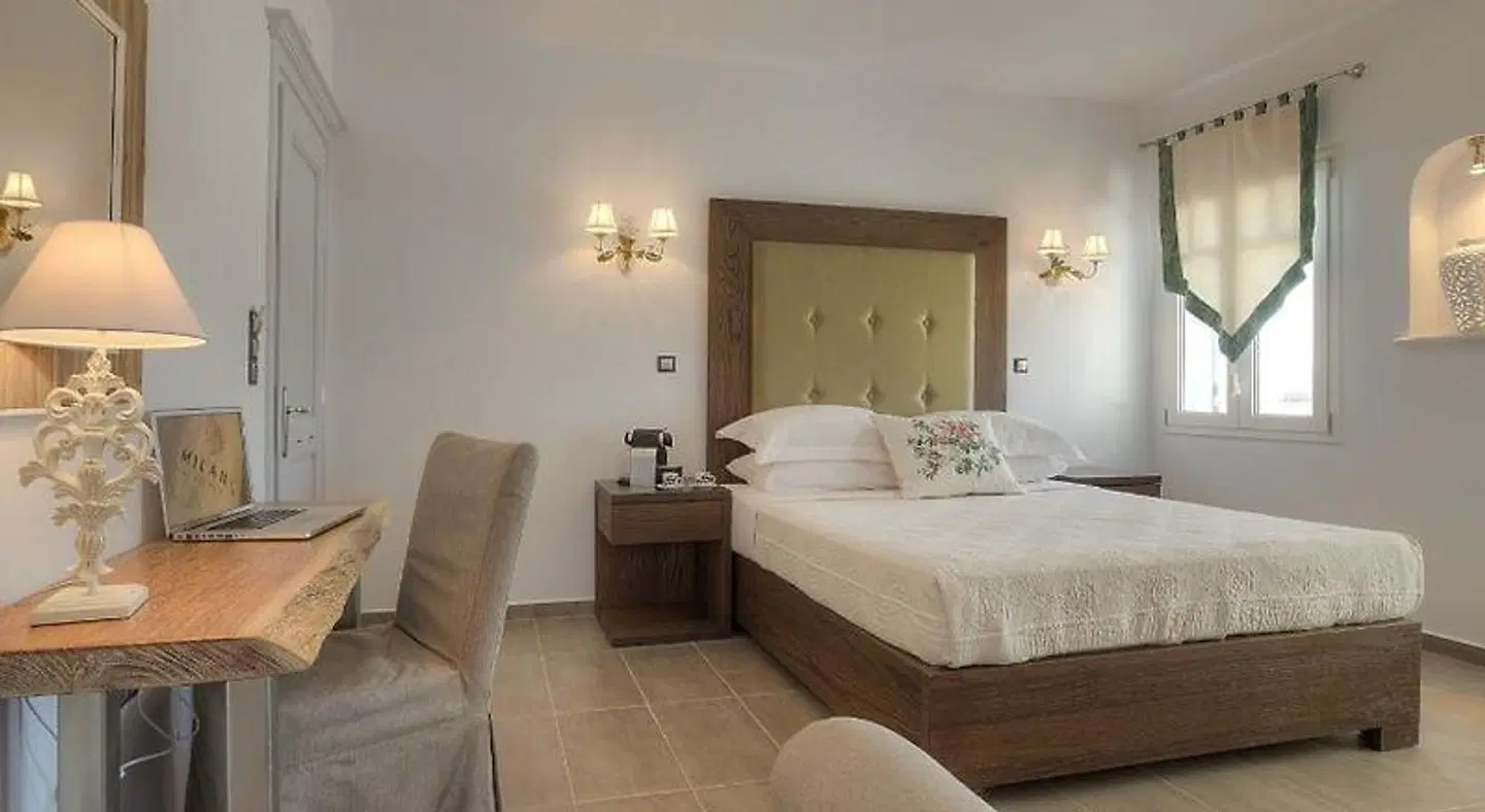 Miland Suites ROOM_EXAMPLE