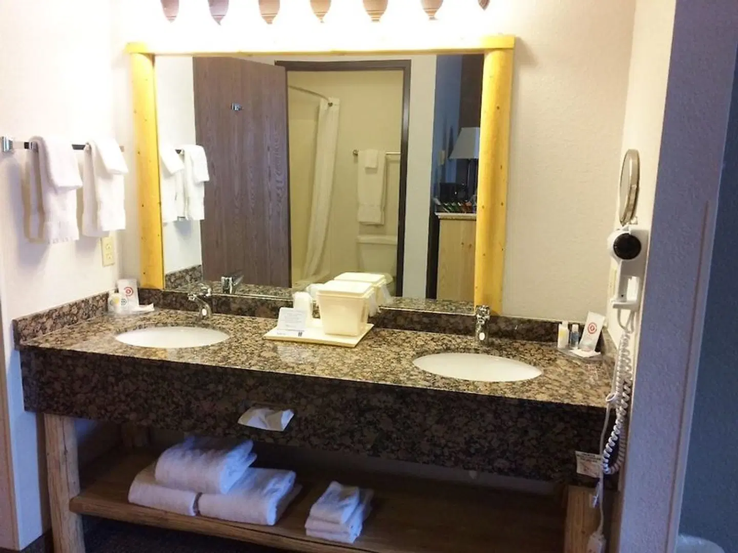 Antler Lodge Badezimmer