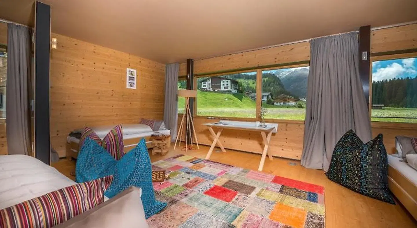 Design Chalet No 685 | No 686 SPORTS_AND_LEISURE