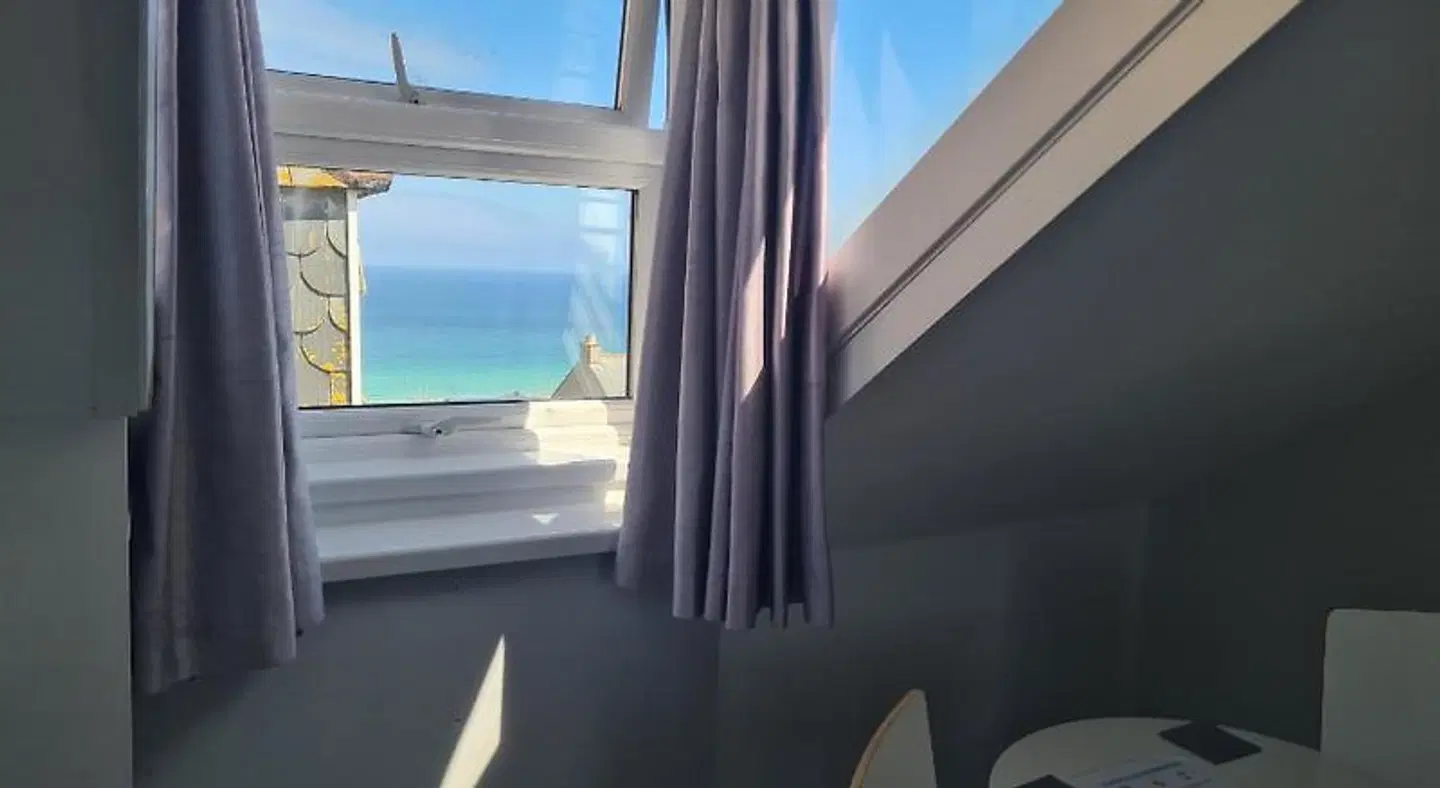 Saltwater ROOM_EXAMPLE
