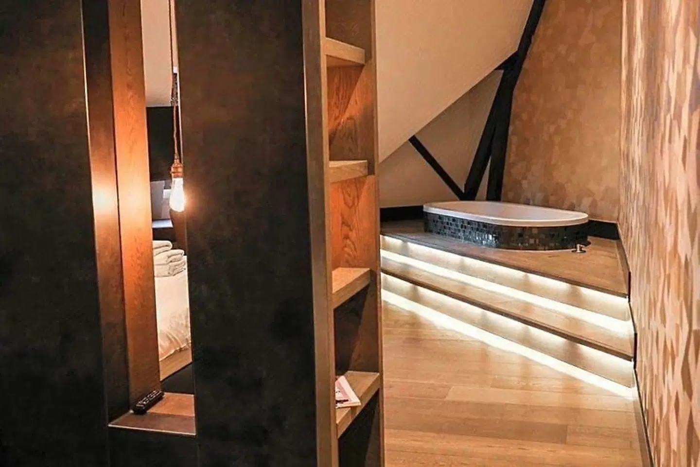 Manzo's Suites HEALTH_BEAUTY