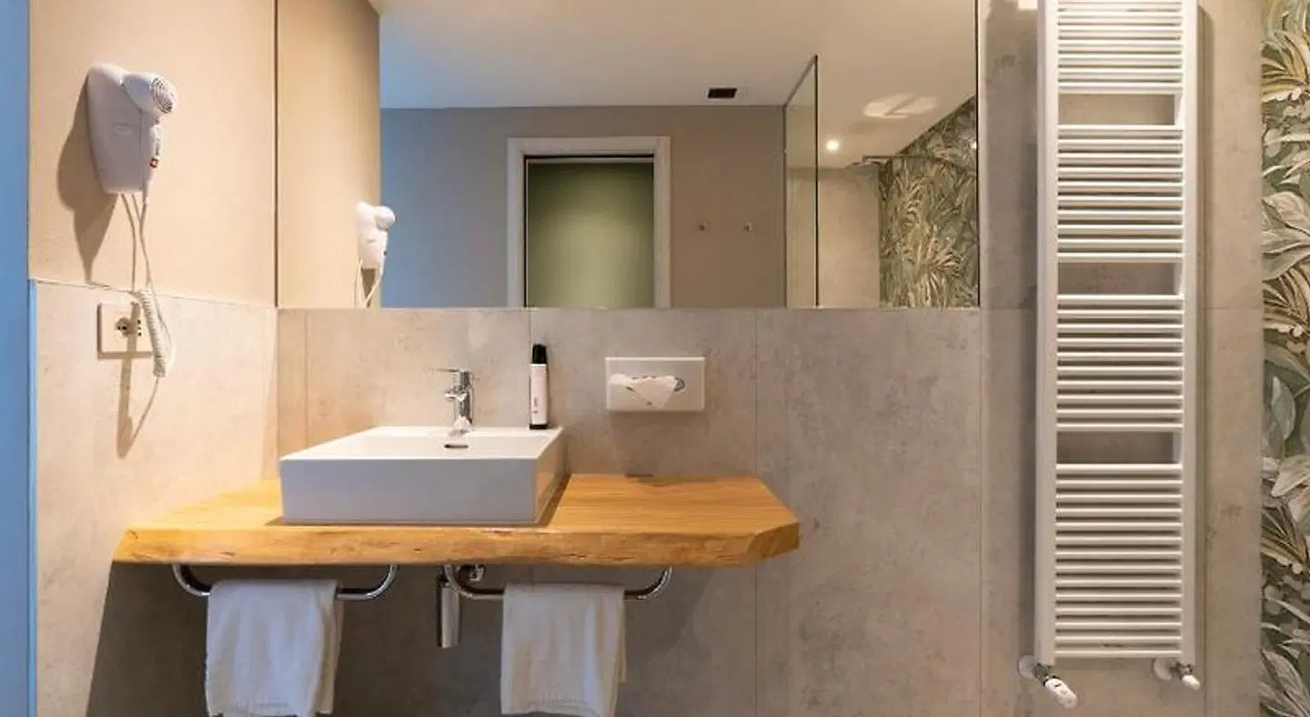 Saccardi Quadrante Europa Badezimmer