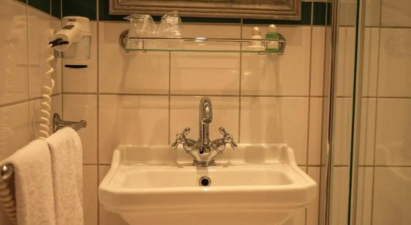 Gut Altholz - Landhotel und Restaurant Hutter Badezimmer