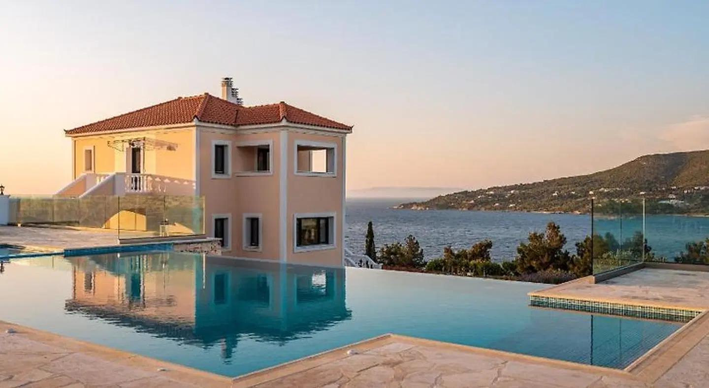 Grand View Villas OUTDOOR_POOL