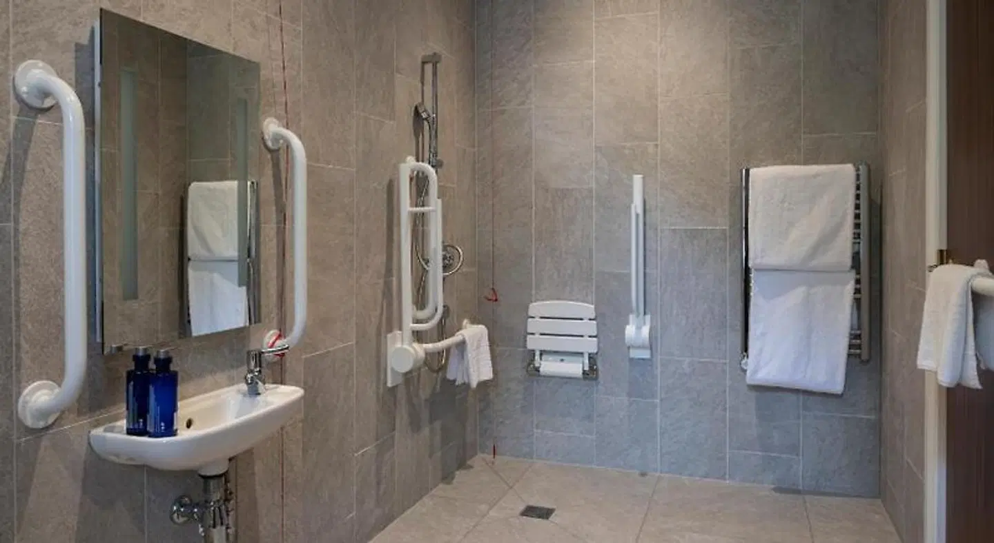 Ness Walk Hotel Badezimmer